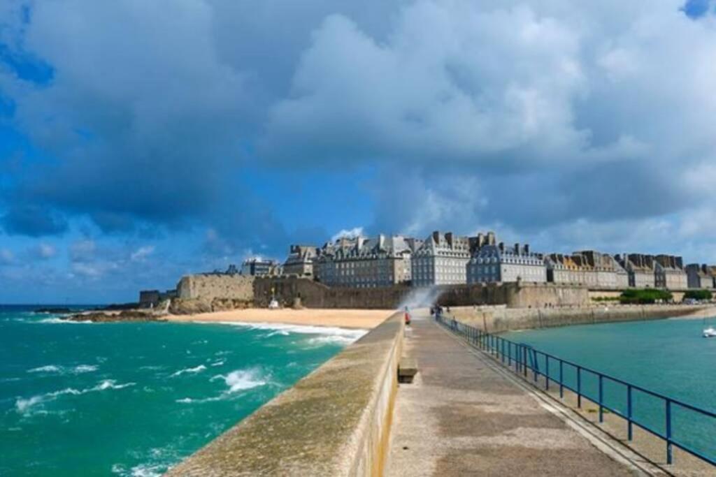 Petit loft SAINT-MALO intra-muros Exterior foto
